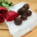 Šokolaadiga kaetud kirsitrühvlid (5 koostisosa)​